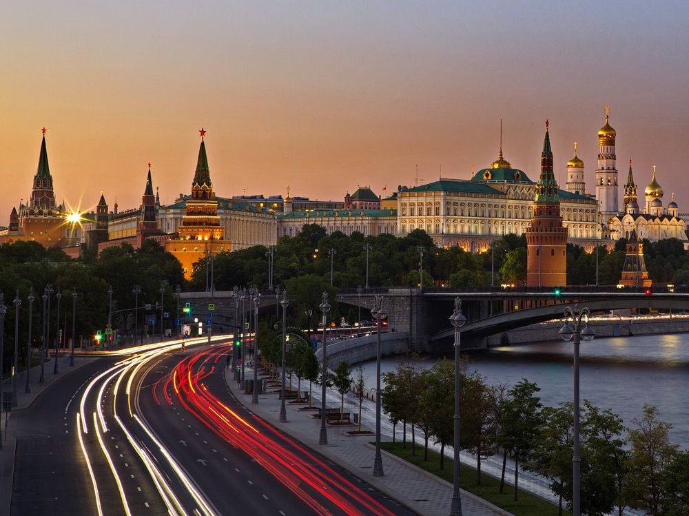 Photograph by Mikhail Khmelevskiy