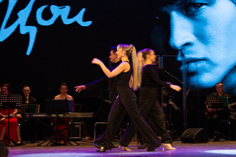 В моменте...