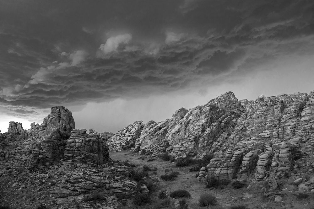 И опустилось небо...