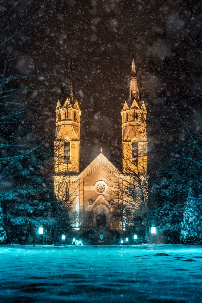 Photograph by Robert Fülöp