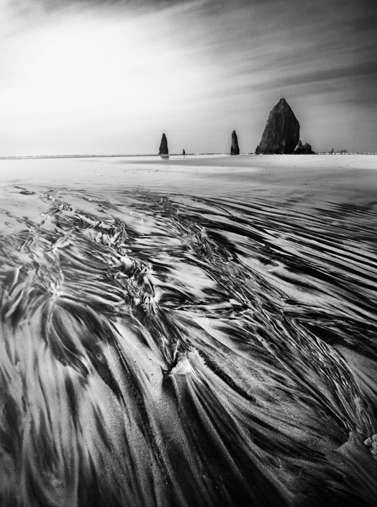 Sand patterns on the bech