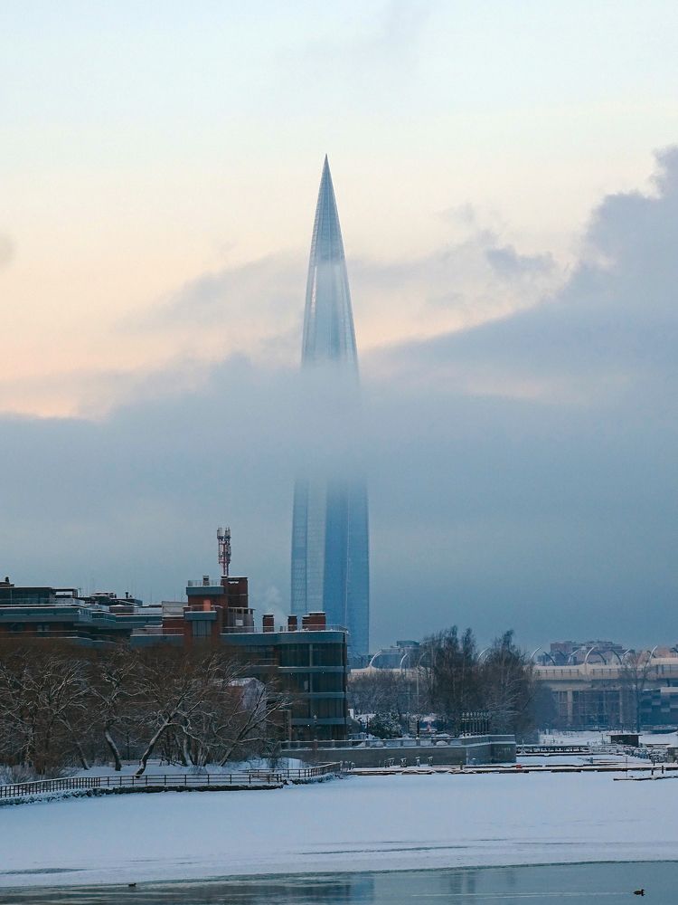 Здравсвуй, снег! Новогодний Питер 2025