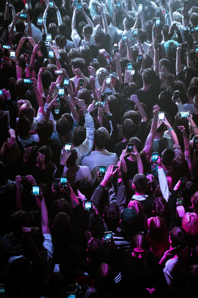 Кумир перед нами