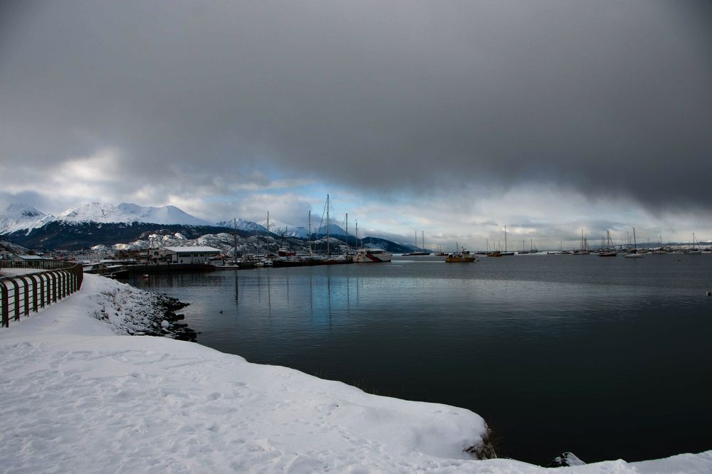 Photograph by Agus Amar