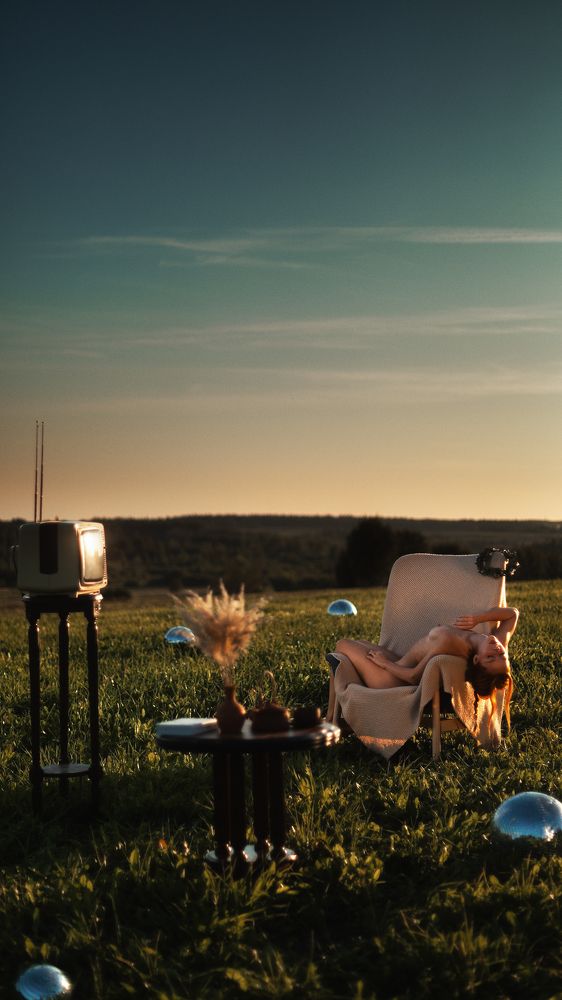 Photograph by Igor Reno