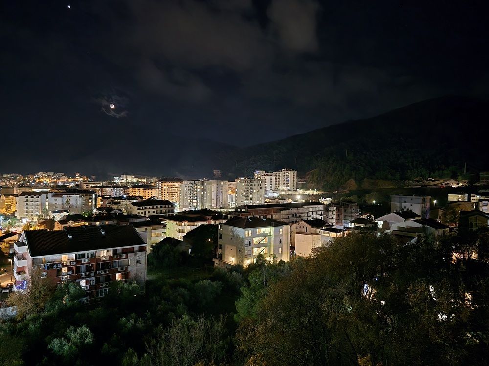 Photograph by Anna Zelinskaya