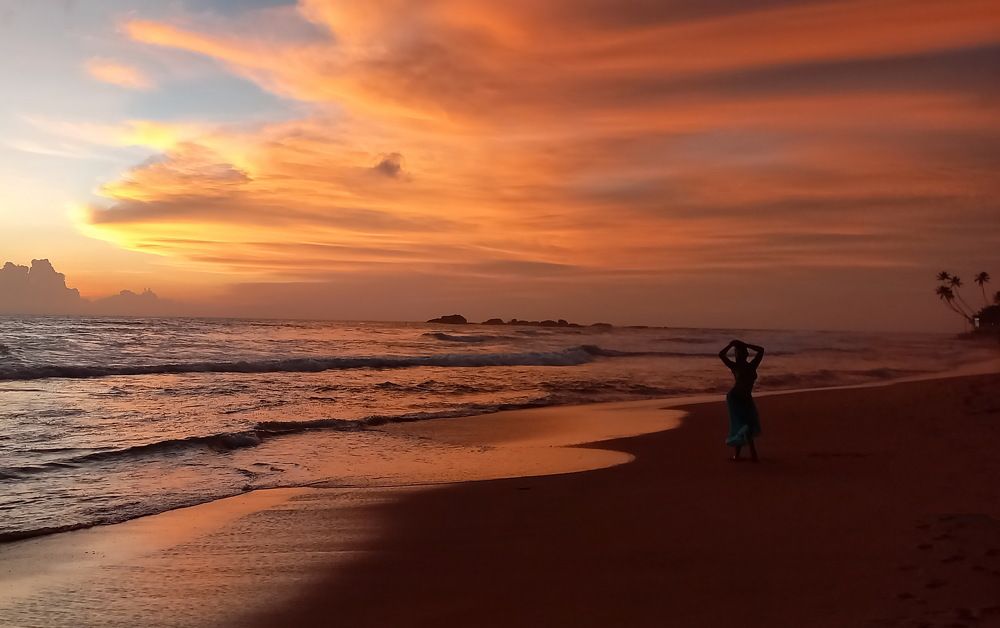 Sunset on the shores of the Indian Ocean. Sri Lanka.
