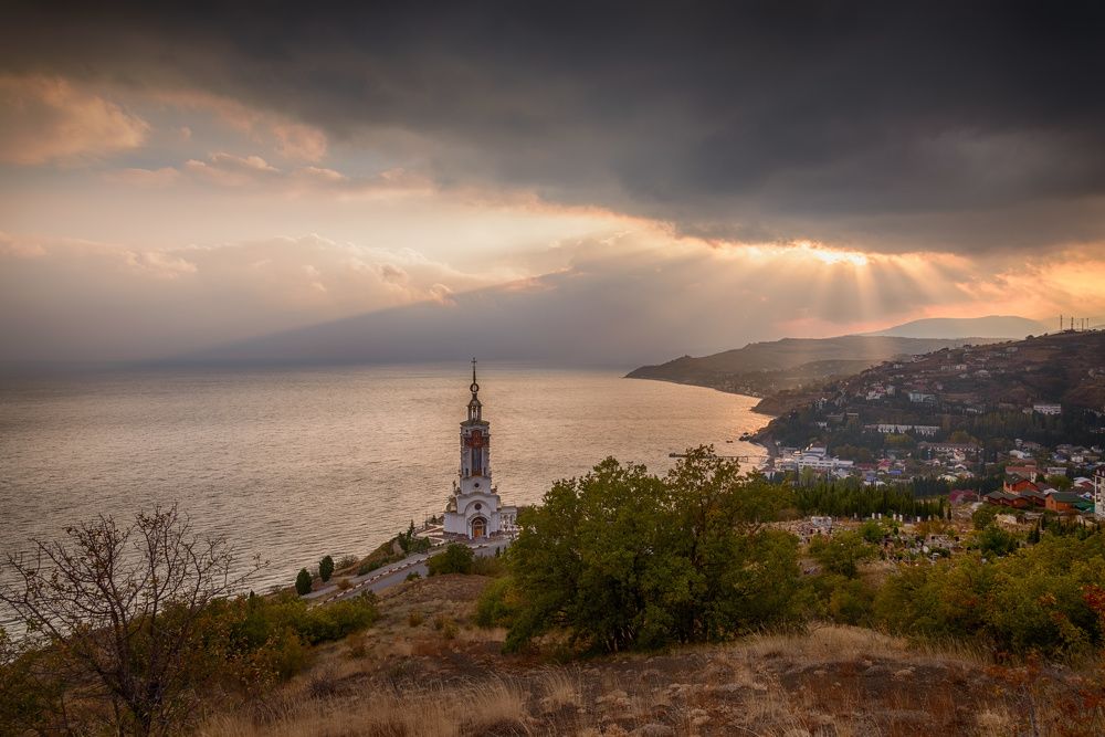 Небесный пик