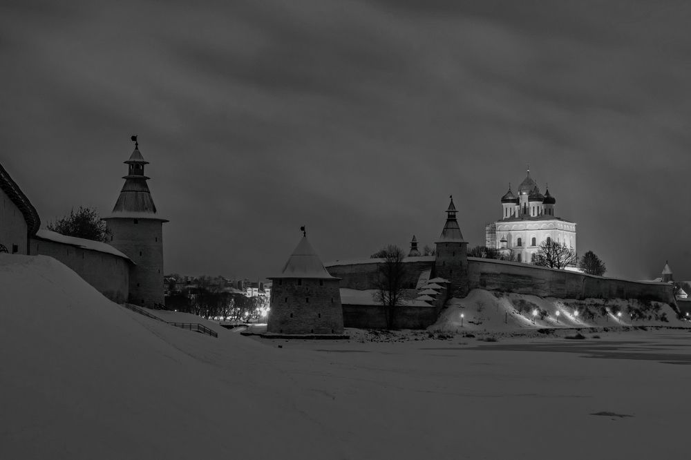 Псковский Кром (Псковский кремль)