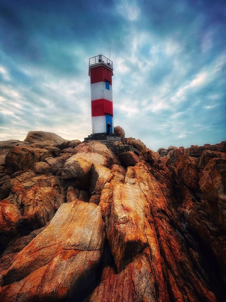 Photograph by Dong Huynh