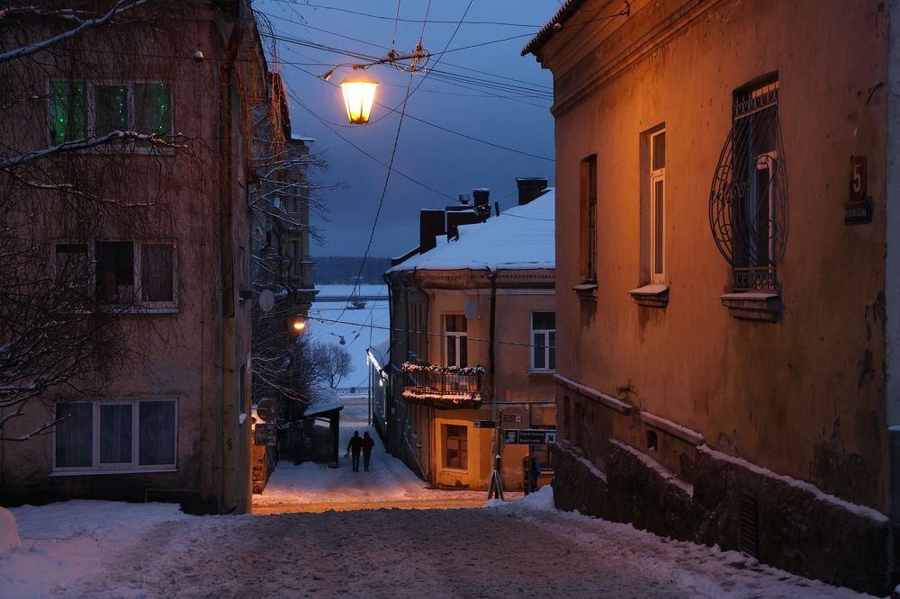 Evening in the Old Town. Night, street, lamp, but no pharmacy...