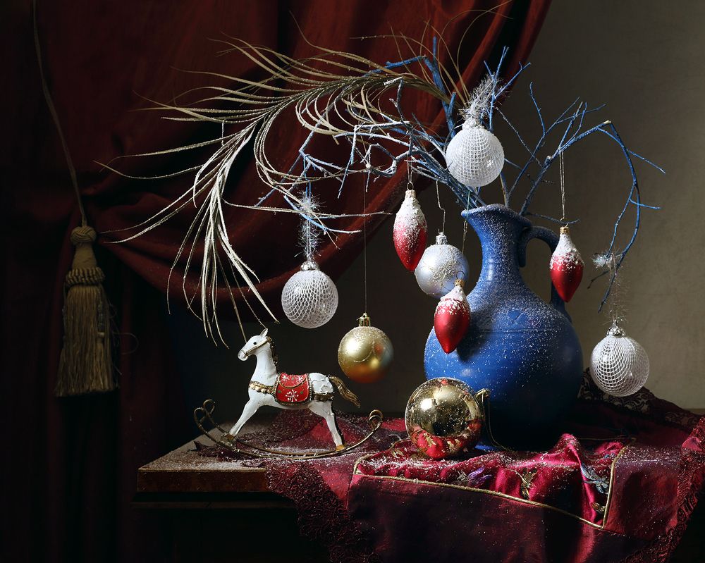 Натюрморт с лошадкой