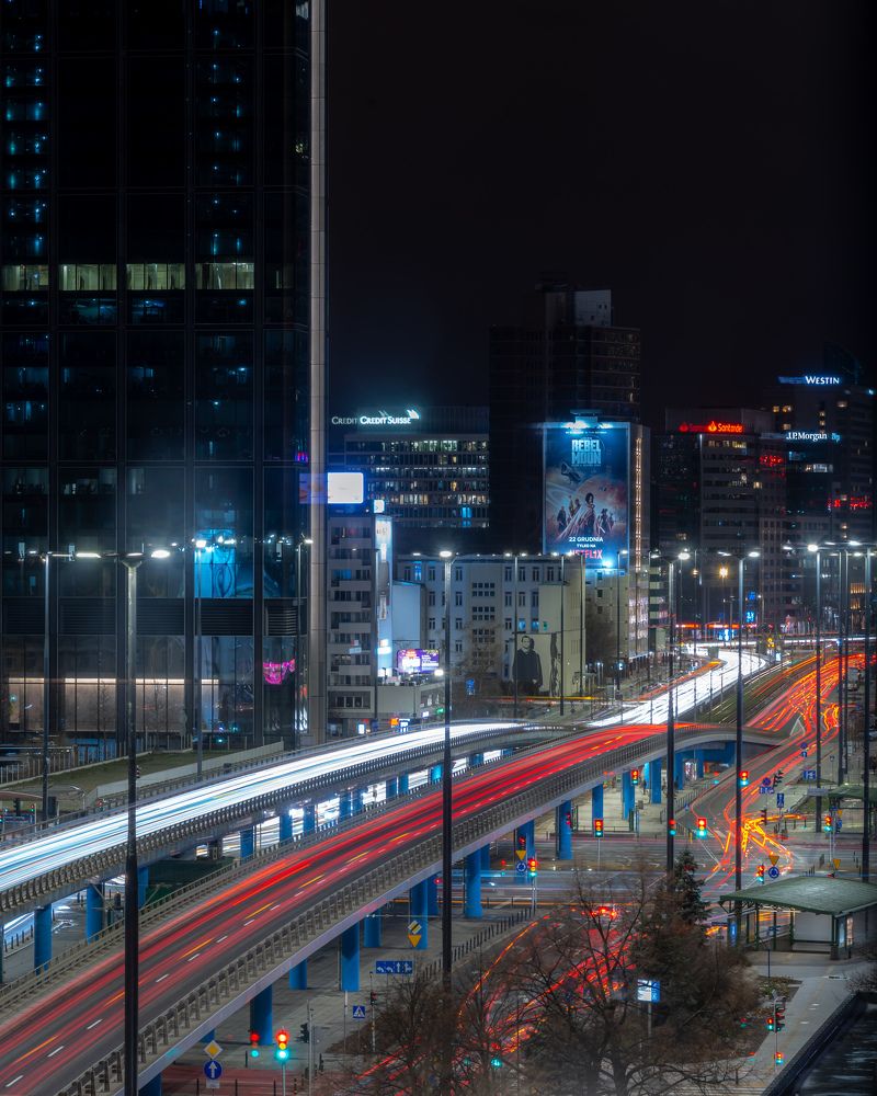 Photograph by Anton Leonchikov