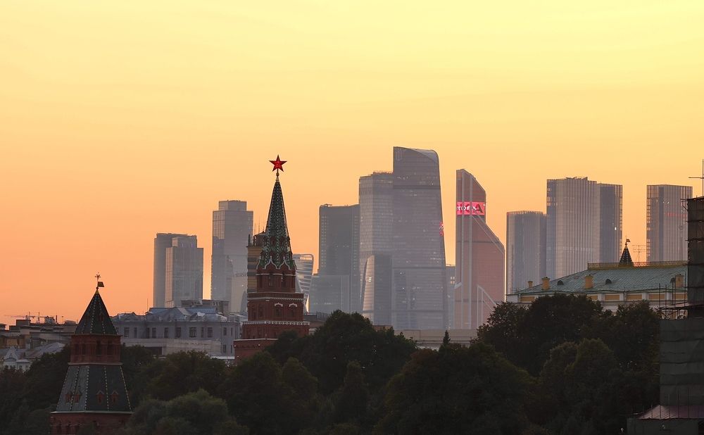 Контрасты города