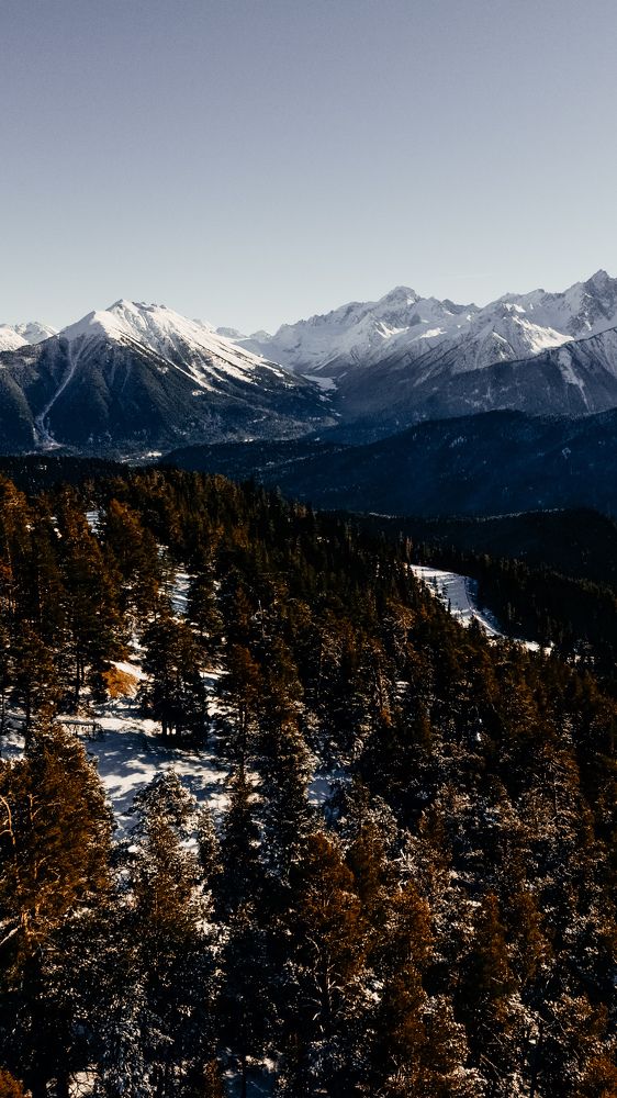 Фотография автора Илья Исаев