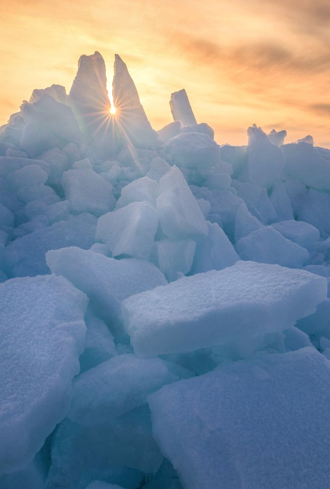 Торосы Охотского моря