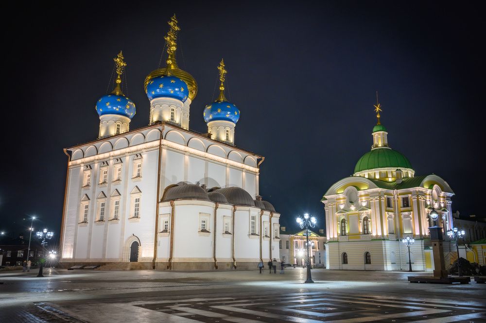 Собор под сенью ночи