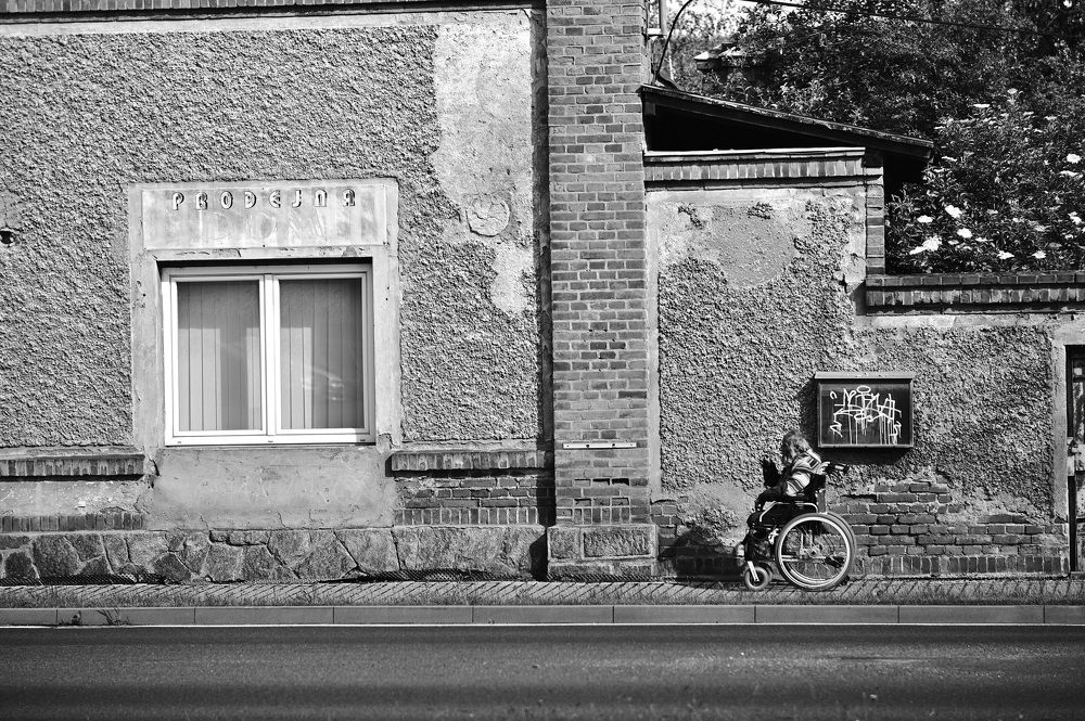 Alone with thoughts...