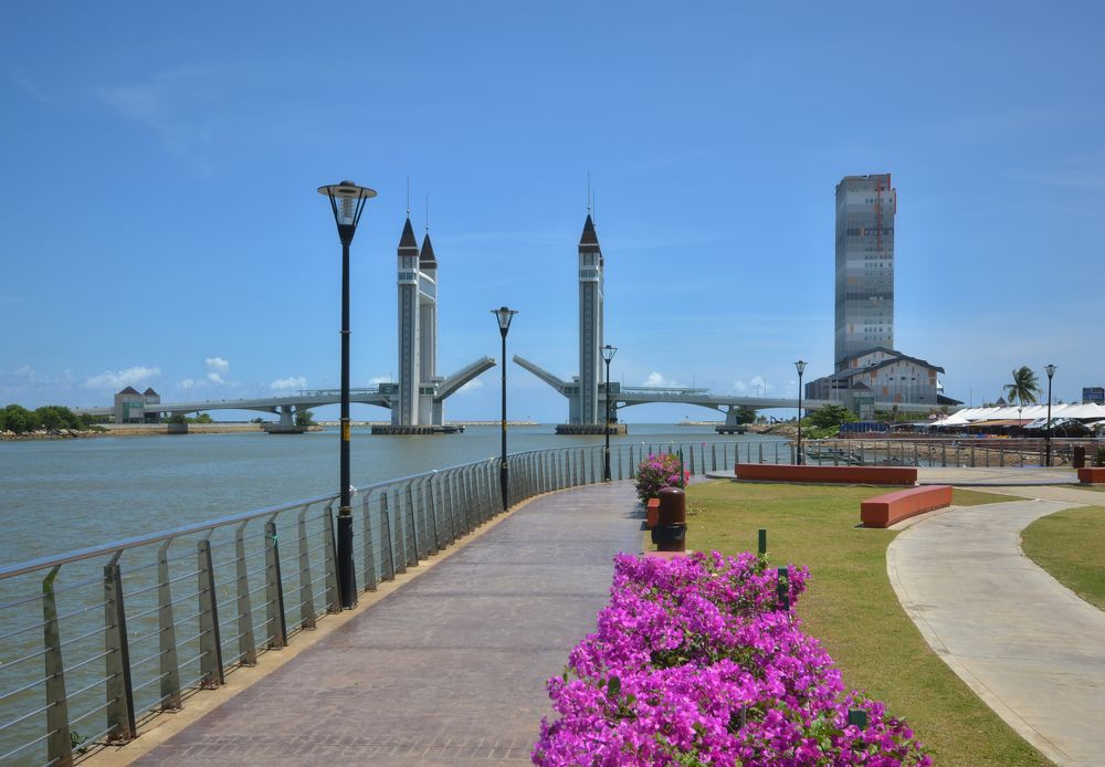 Photograph by Zairulyo