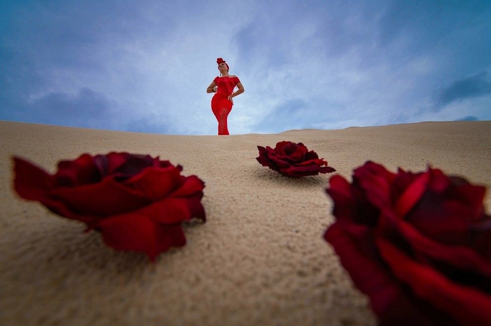 Photograph by Alexandre Dpari