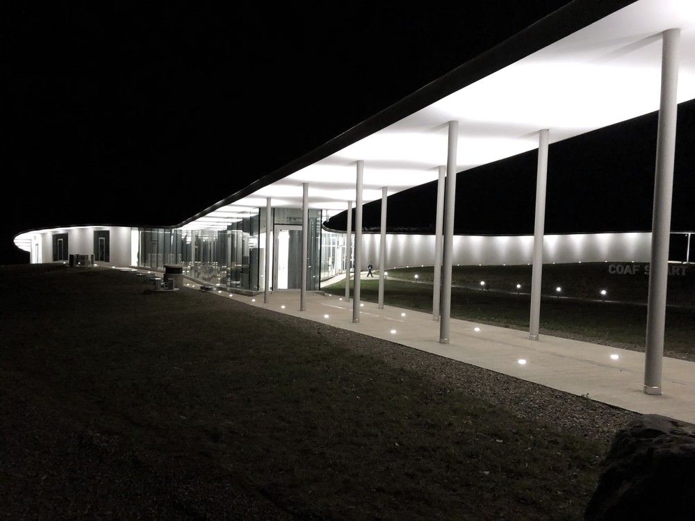 Футуристическая архитектура Смарт центра в Армении