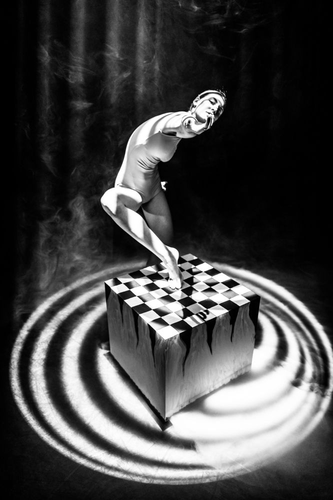 Photograph by Dénes Darab