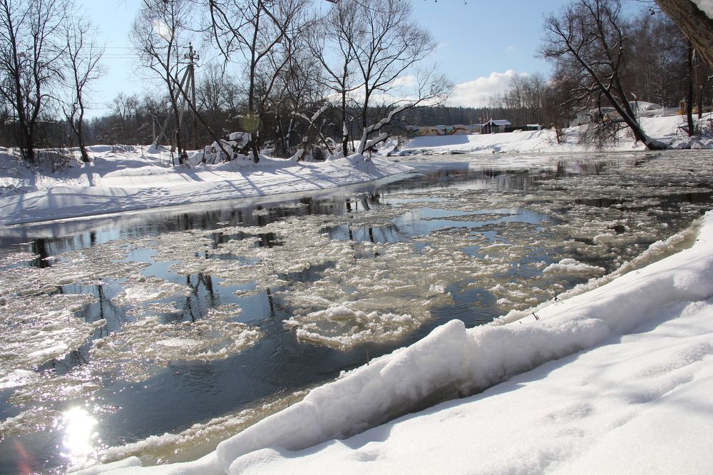 Photograph by KOREYSHA ILYA