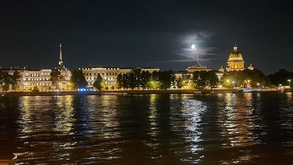 Мелодии Невы