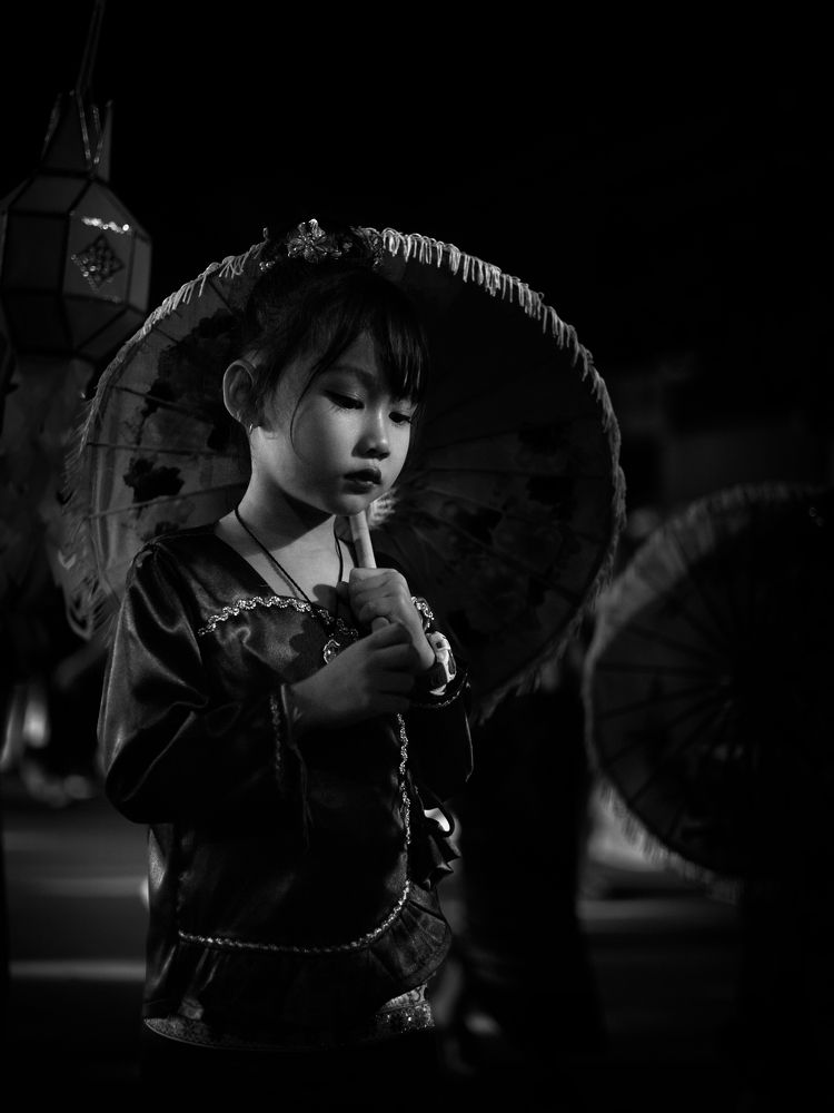 The secret of the parasol.