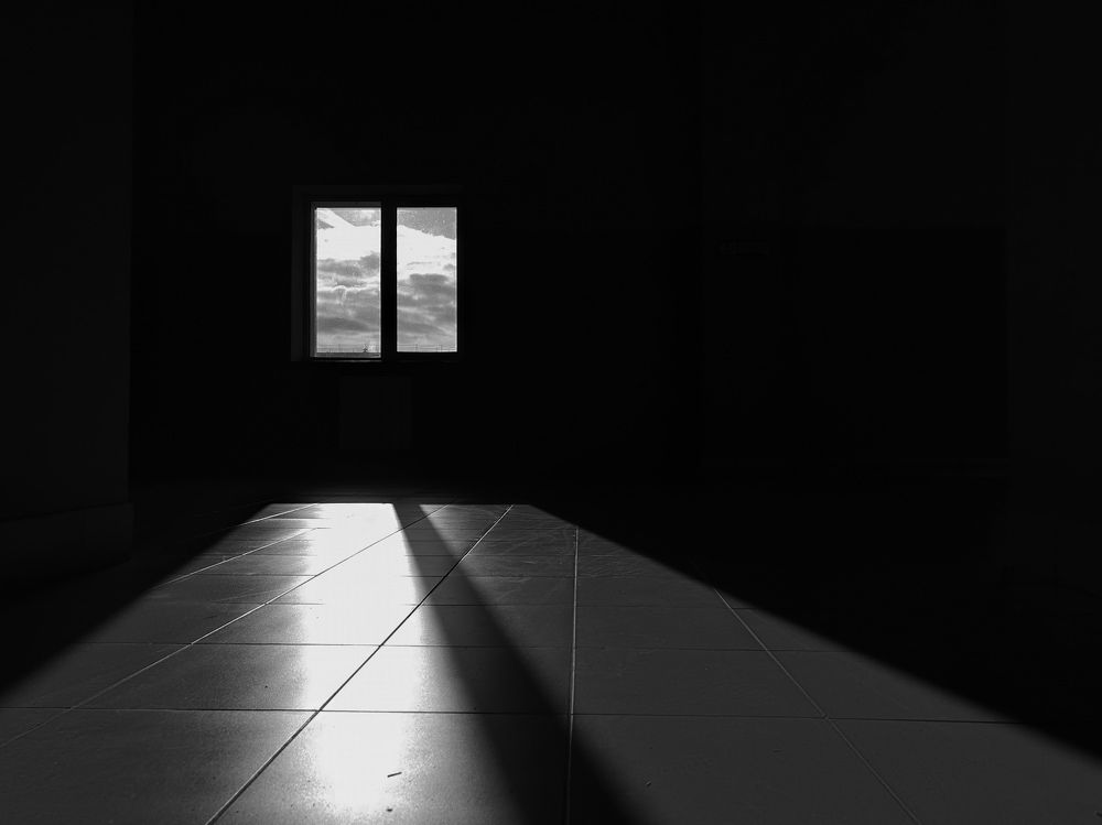 По ту сторону