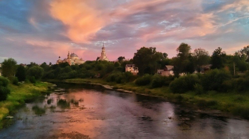 Яркий закат