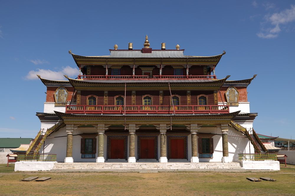 Photograph by Aleksey Maevskiy