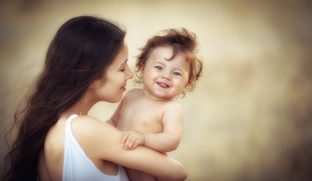 Мать и дитя