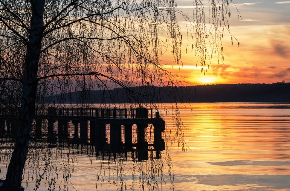 Закат на Волге