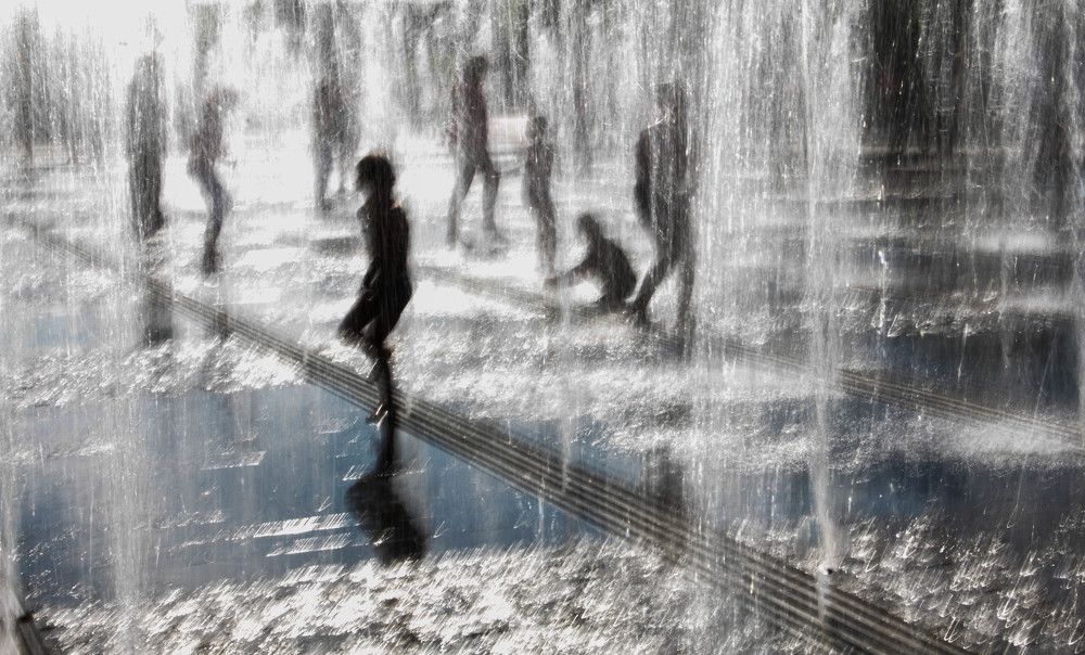 Жизнь фонтана. Акварельный день