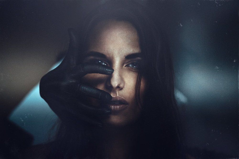 С той стороны