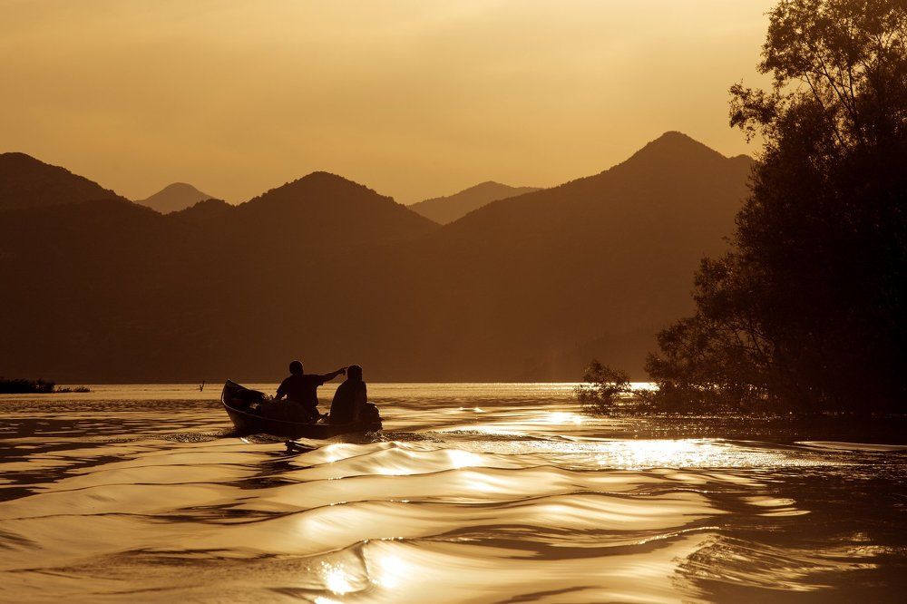 Рыбаки на закате