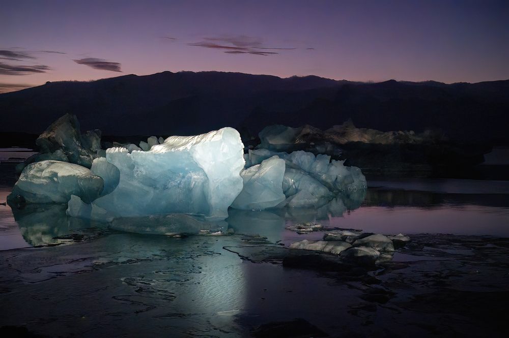 Photograph by MAREVI DENAXA