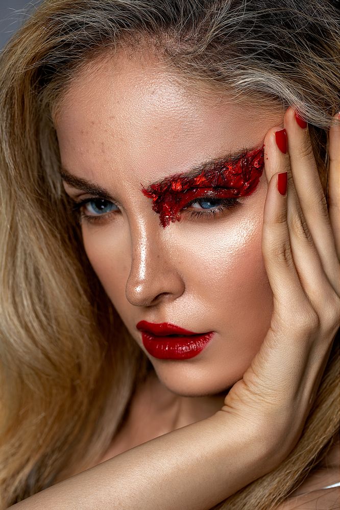 Photograph by AKI shalian