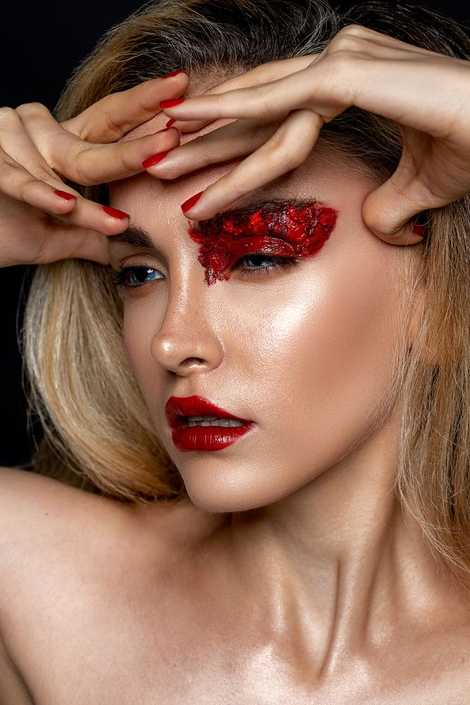 Photograph by AKI shalian