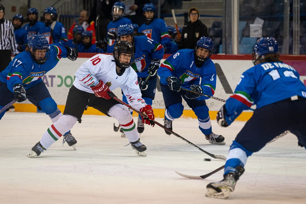 Photograph by Krisztián Csalami