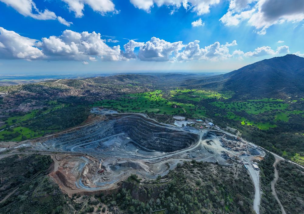 Photograph by Photons Reflectitur