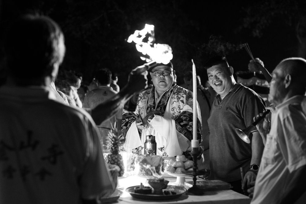 Photograph by Max Mirrorklezz