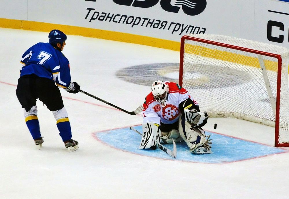 Противостояние.