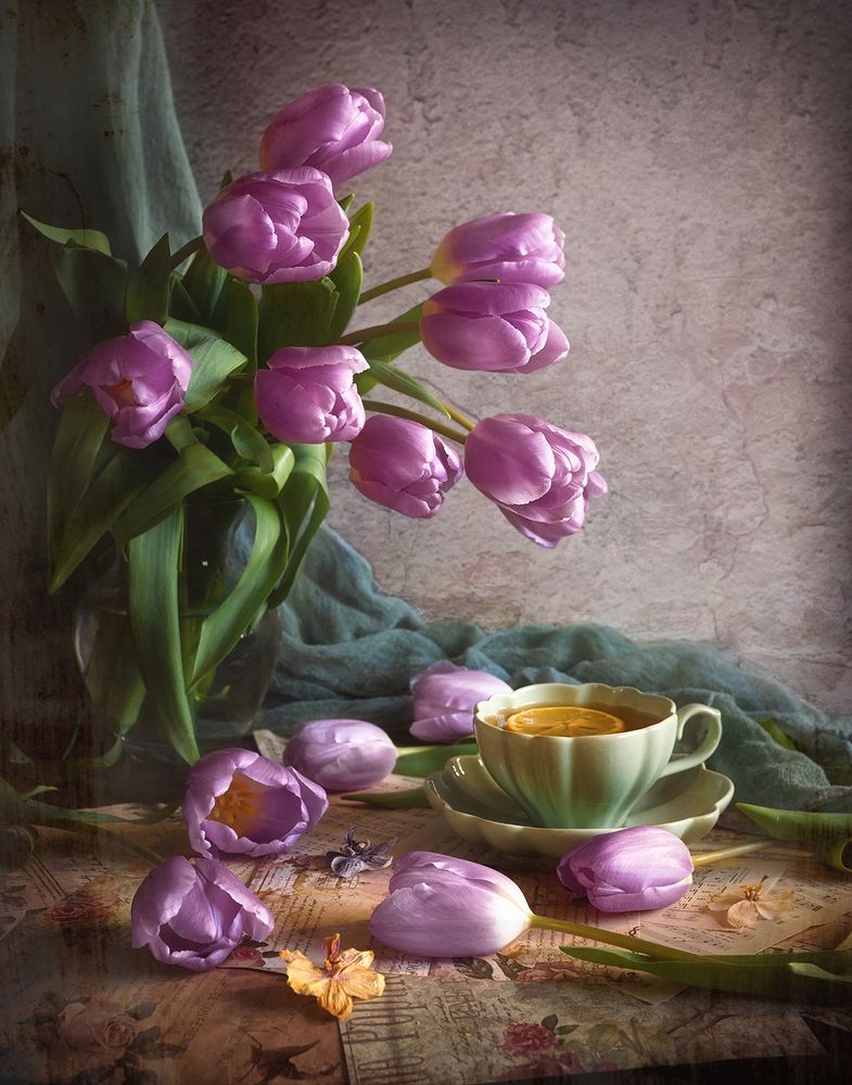 Сиреневые тюльпаны