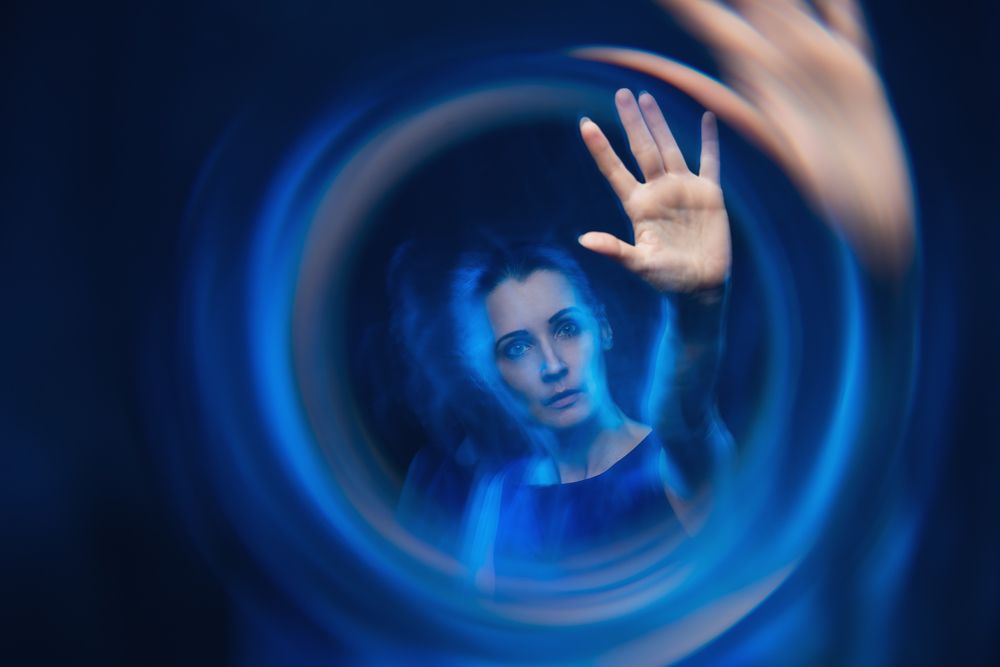 Сквозь пространство