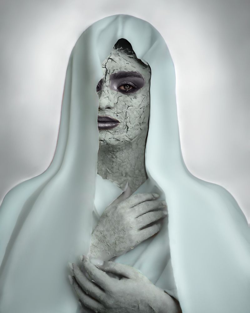 The statue of the goddess of tears