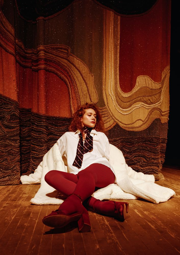 Fashion in the old theater