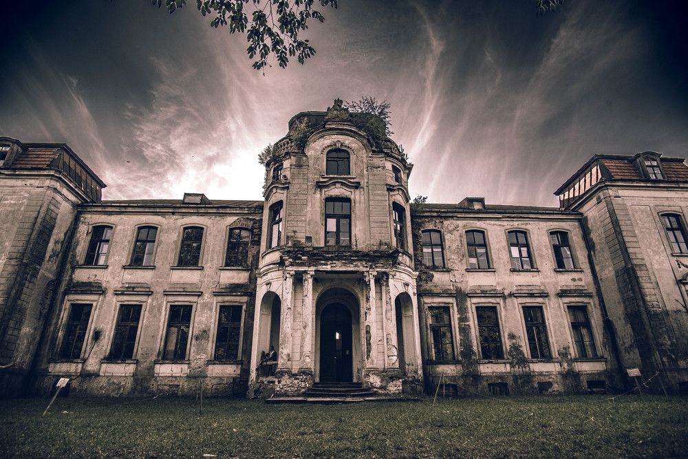 Photograph by Aliaksandr Shautsou