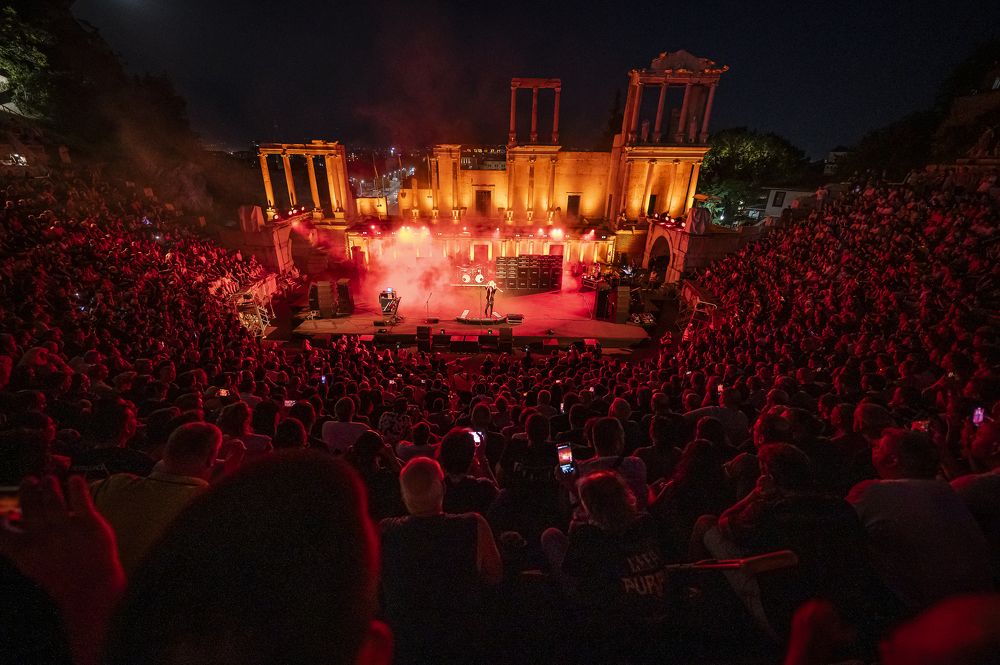 Rock those ancient stones